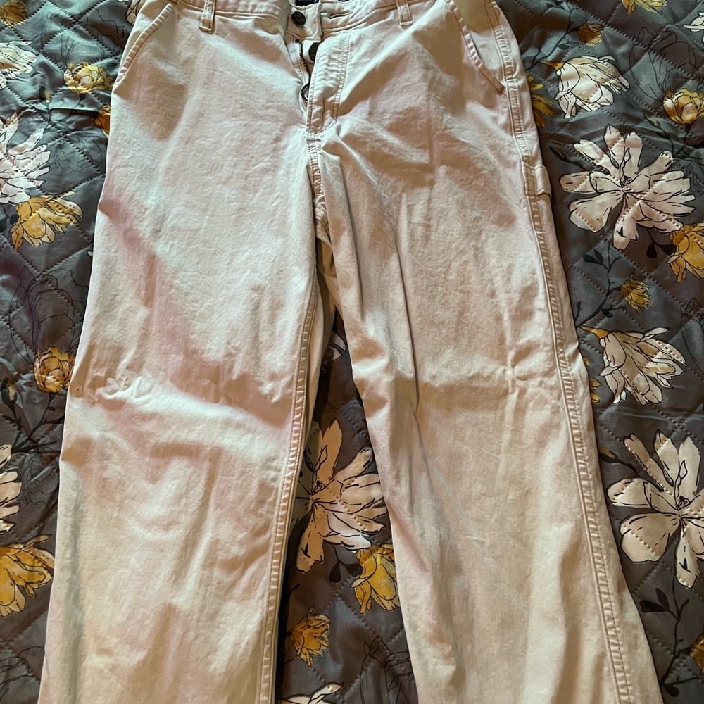 White Hollister jeans